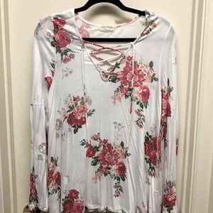 Cute, long sleeve floral blouse